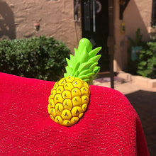 Load image into Gallery viewer, Boca Towel Clips -Pineapple