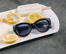 Load image into Gallery viewer, Peepers Polarized Sunglasses -Sunday Scaries Black
