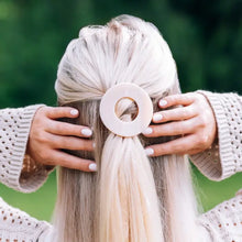 Load image into Gallery viewer, Teleties Flat Circle Clip -Almond Beige