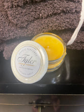 Load image into Gallery viewer, Tyler Home in Icon