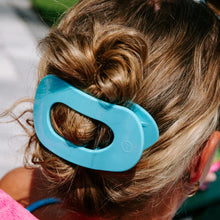 Load image into Gallery viewer, Teleties Flat Round Clips -Summer Sky