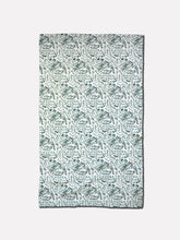 Load image into Gallery viewer, L'AVANT x Geometry Cleaning Kit -Winter Fir
