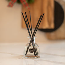 Load image into Gallery viewer, Afternoon Retreat Reed Diffuser