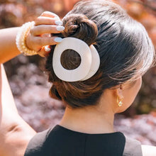 Load image into Gallery viewer, Teleties Flat Circle Clip -Almond Beige