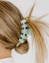 Load image into Gallery viewer, Teleties Classic Hair Clips -Peppermint

