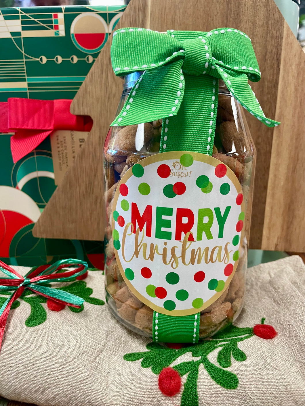 Merry Christmas Holiday Dot Nams -10 oz Qt Jar