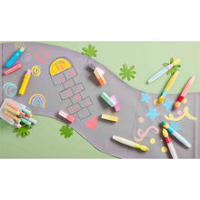 Load image into Gallery viewer, Sidewalk Chalk Paint Brush Set
