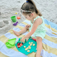Load image into Gallery viewer, On-the-Go Silicone Snack Mat -Ocean
