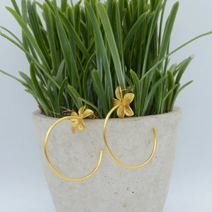 NY Gold Flower Hoop Post Earrings