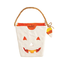 Load image into Gallery viewer, Halloween Treat Bag Lanterns

