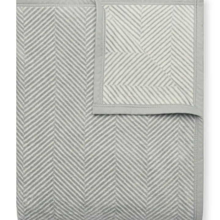 CWrap Blanket -Harborview Herringbone Light Grey