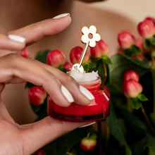 Load image into Gallery viewer, Gold Daisy Lip Care Spatula
