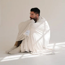 Load image into Gallery viewer, Wuvvy Large Blanket -Bone
