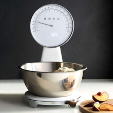 Load image into Gallery viewer, Smeg Kitchen Scale -White

