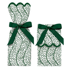 Load image into Gallery viewer, Wine &amp; Gift Bag Kit -Green Dot
