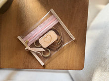 Load image into Gallery viewer, Jon Hart Clear Pocket Pouch -Kelly Green
