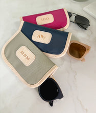 Load image into Gallery viewer, Jon Hart Glasses Case -Kelly Green
