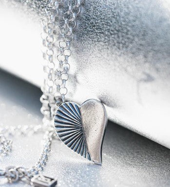 Waxing Poetic Poetic Heart Heartstar Charm – Mint Juleps Shop