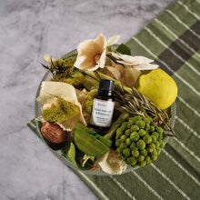 Load image into Gallery viewer, White Amaryllis &amp; Rosemary Decorative Fragrance
