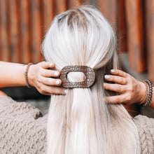 Load image into Gallery viewer, Teleties Flat Round Clip -Brown Crocodile
