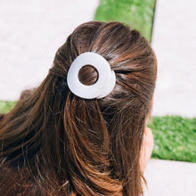 Load image into Gallery viewer, Teleties Flat Circle Clip -Coconut White
