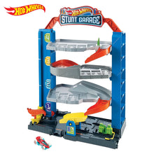 Load image into Gallery viewer, Mattel Hot Wheels City Stunt Garage
