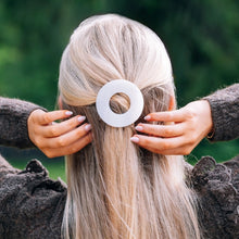 Load image into Gallery viewer, Teleties Flat Circle Clip -Coconut White
