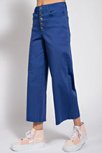 Load image into Gallery viewer, Easel Button Front Stretch Twill Pants -Blue

