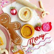 Load image into Gallery viewer, Holiday Cookies Kiddough Play Kit
