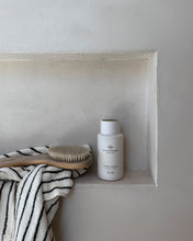 Load image into Gallery viewer, Glasshouse Body Wash -Kyoto in Bloom
