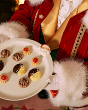 Load image into Gallery viewer, nora fleming mini -jolly old soul (santa face)
