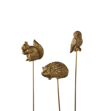 Load image into Gallery viewer, Scurry Plant Stick
