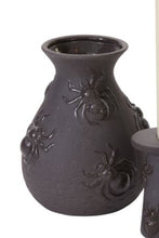 Load image into Gallery viewer, Scuttling Spiders Vase
