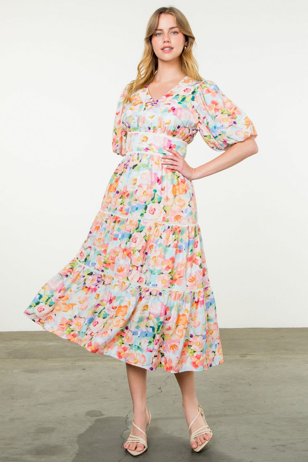 Th Pink Tiered Floral Maxi Dress