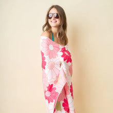 Load image into Gallery viewer, The Darling Effect Quick Dry Towel -Daisy Craze Hot Pink
