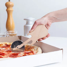 Load image into Gallery viewer, Rockin&#39; Guitar Pizza Cutter

