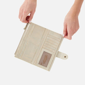 Hobo Dunn Continental Wallet -Pearled Silver