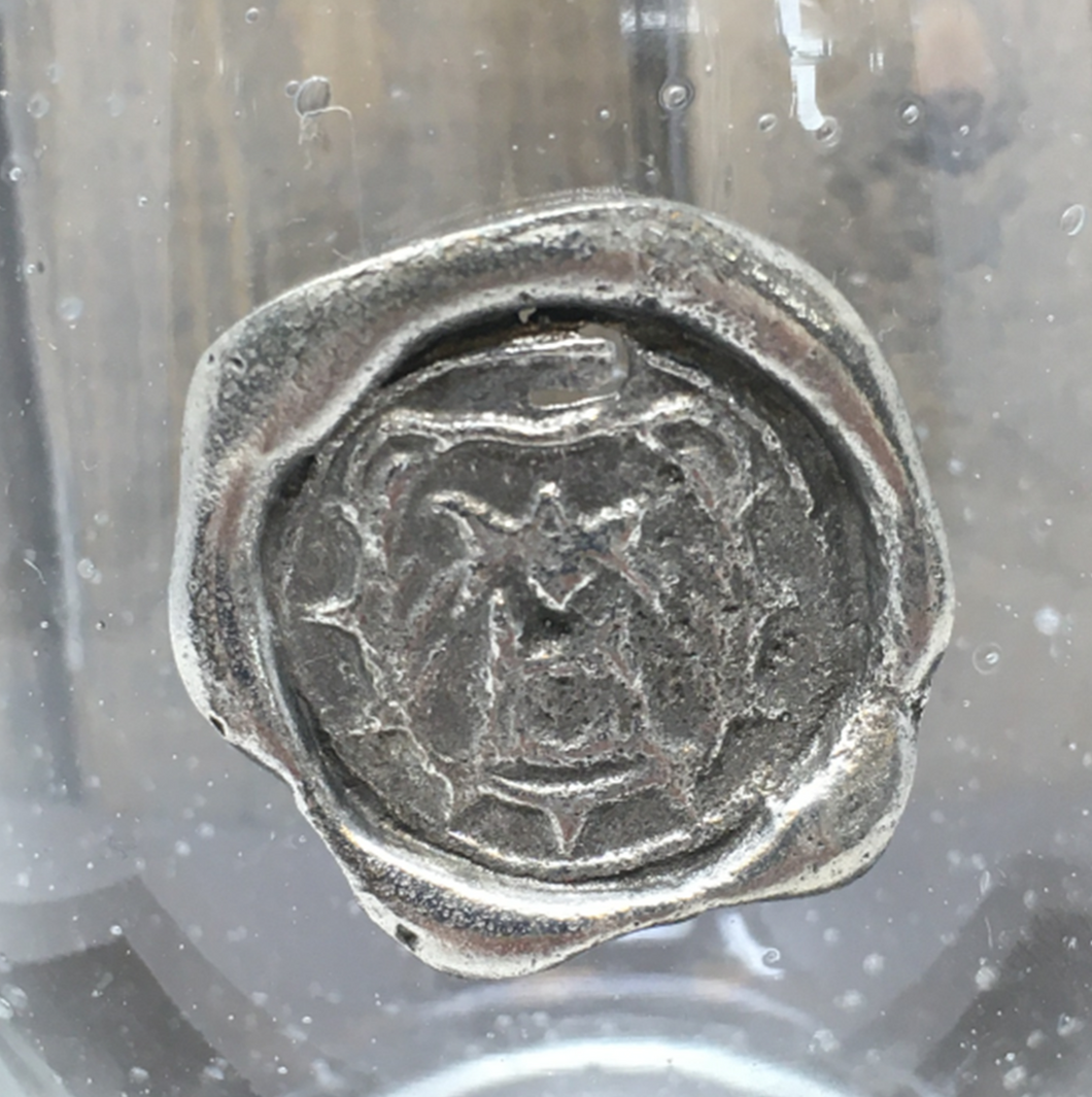 Southern Jubilee Medallion Wine Glass