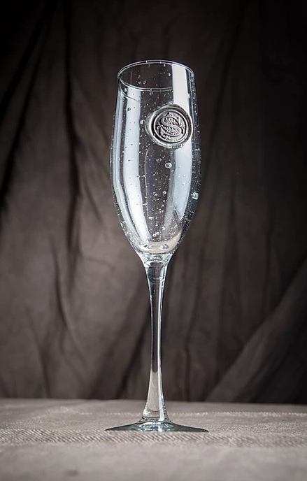 Southern Jubilee Initial Medallion Stemless Wine Glass – Mint Juleps Shop