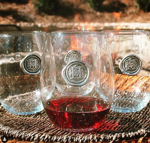 Southern Jubilee "Initial" Medallion Stemless Wine Glass